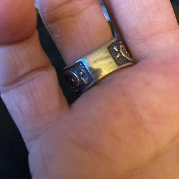 Turquoise ring Size 6 Band has Southwestern scroll workSS .925 Has maker mark - Picture 3 of 6